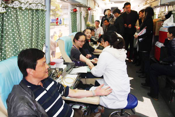 亚洲AV永久无码精品三区在线4