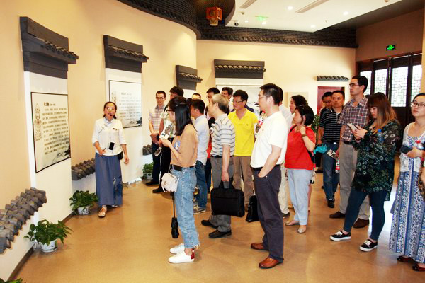 亚洲AV永久无码精品三区在线4