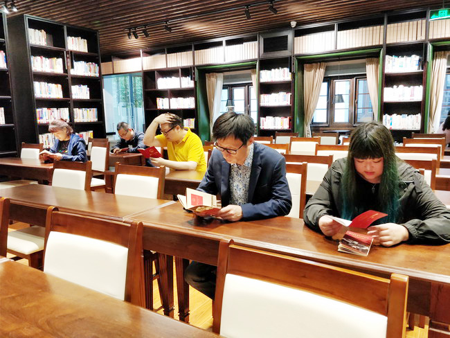 亚洲AV永久无码精品三区在线4