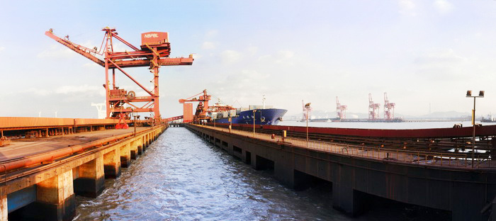 亚洲AV永久无码精品三区在线4