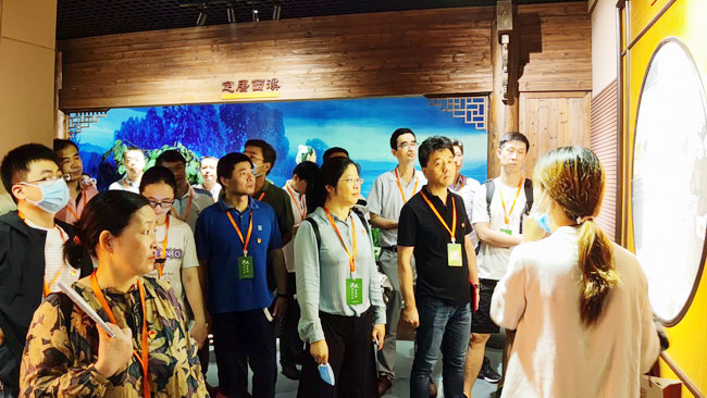 亚洲AV永久无码精品三区在线4