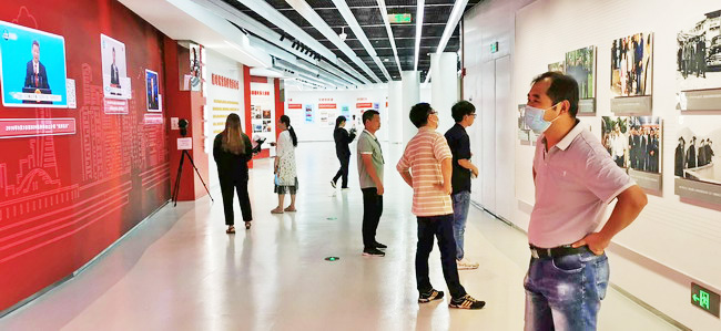 亚洲AV永久无码精品三区在线4