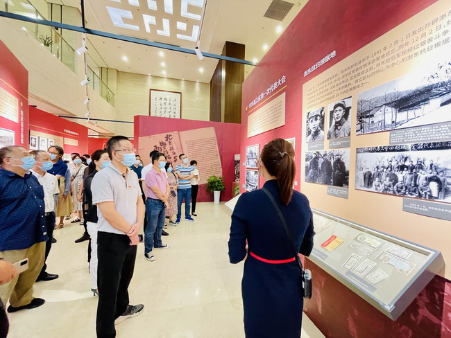 亚洲AV永久无码精品三区在线4