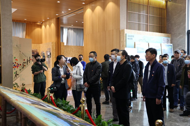 亚洲AV永久无码精品三区在线4