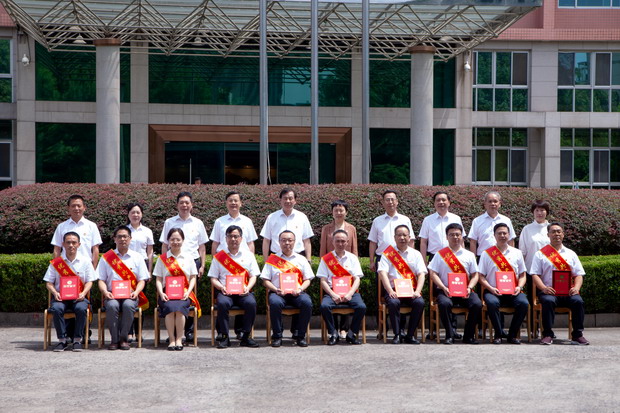 亚洲AV永久无码精品三区在线4