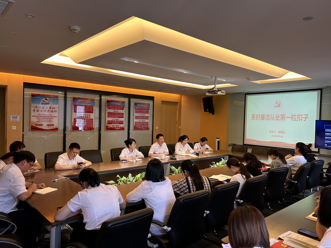 亚洲AV永久无码精品三区在线4