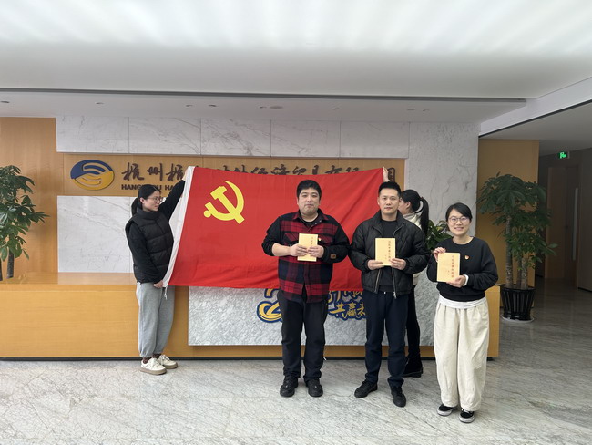 亚洲AV永久无码精品三区在线4