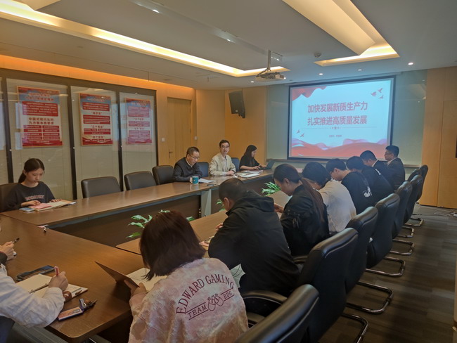 亚洲AV永久无码精品三区在线4