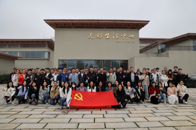 亚洲AV永久无码精品三区在线4