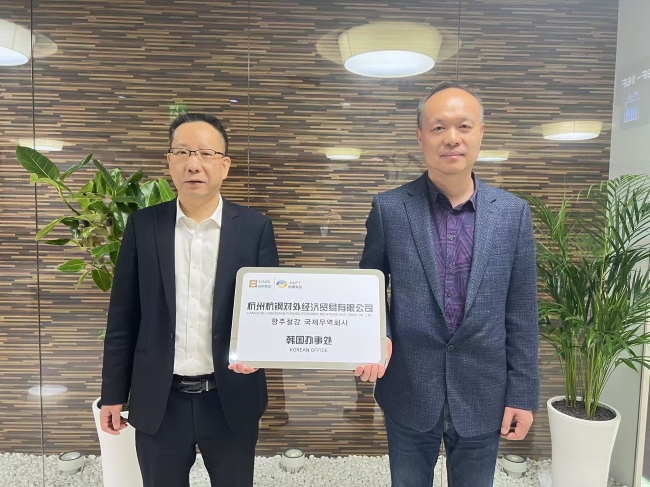 亚洲AV永久无码精品三区在线4