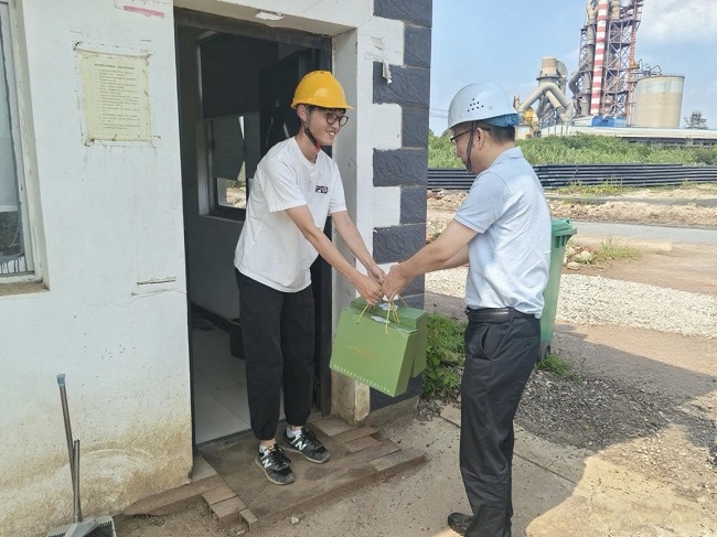 亚洲AV永久无码精品三区在线4